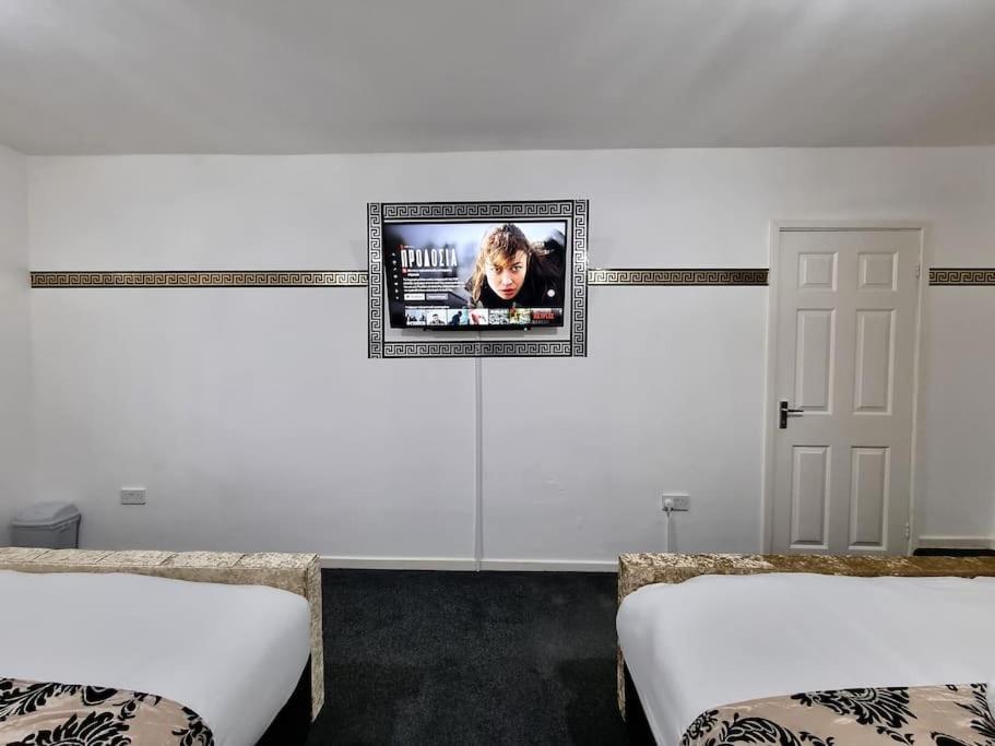 *C.Sani* Setup For Your Most Relaxed & Amazing Stay + Free Parking + Free Fast Wifi * 利兹 外观 照片