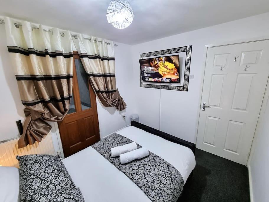 *C.Sani* Setup For Your Most Relaxed & Amazing Stay + Free Parking + Free Fast Wifi * 利兹 外观 照片