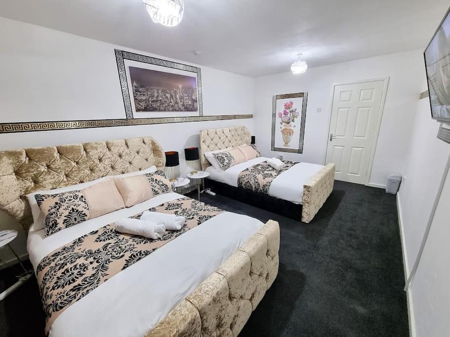 *C.Sani* Setup For Your Most Relaxed & Amazing Stay + Free Parking + Free Fast Wifi * 利兹 外观 照片