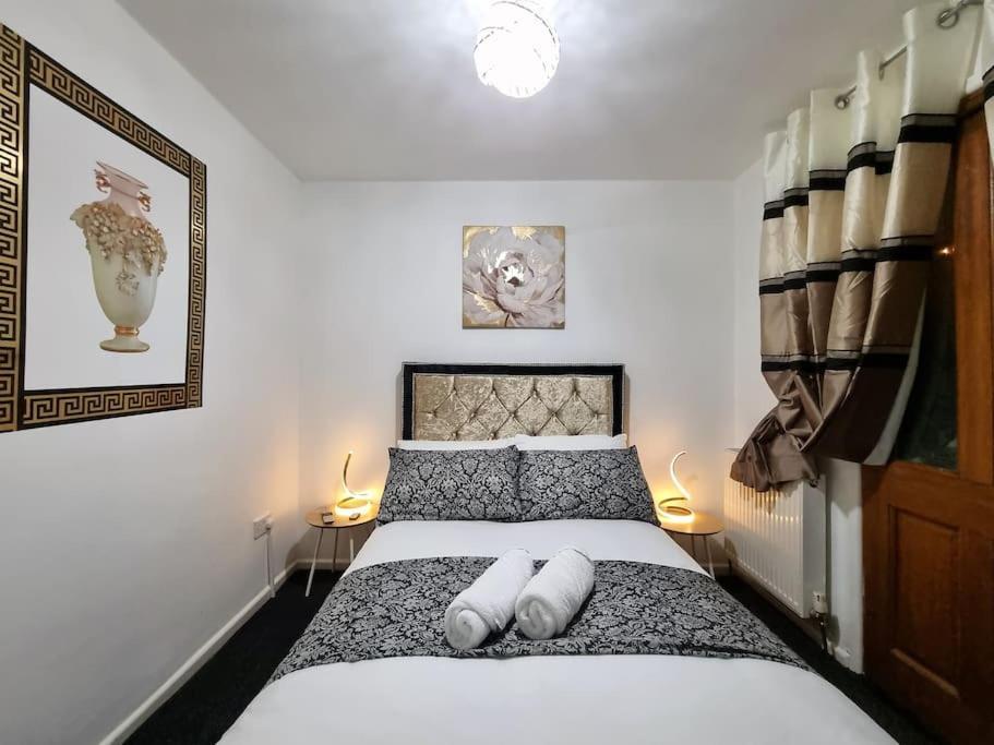 *C.Sani* Setup For Your Most Relaxed & Amazing Stay + Free Parking + Free Fast Wifi * 利兹 外观 照片